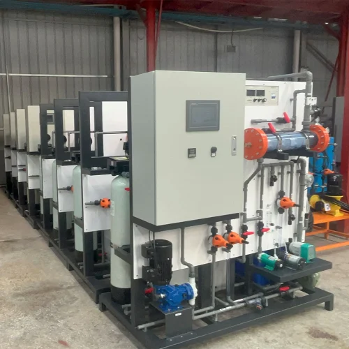 Sodium hypochlorite generator