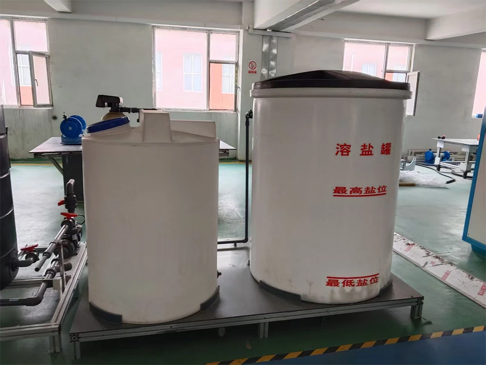 Sodium hypochlorite generator storage tank