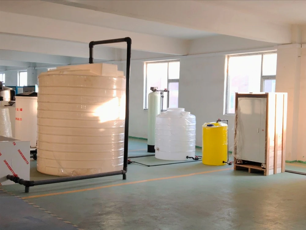 Sodium hypochlorite generator on site