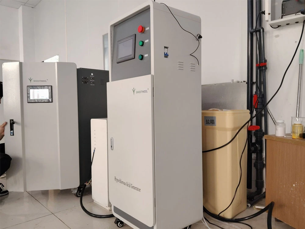 Hypochlorous acid generator