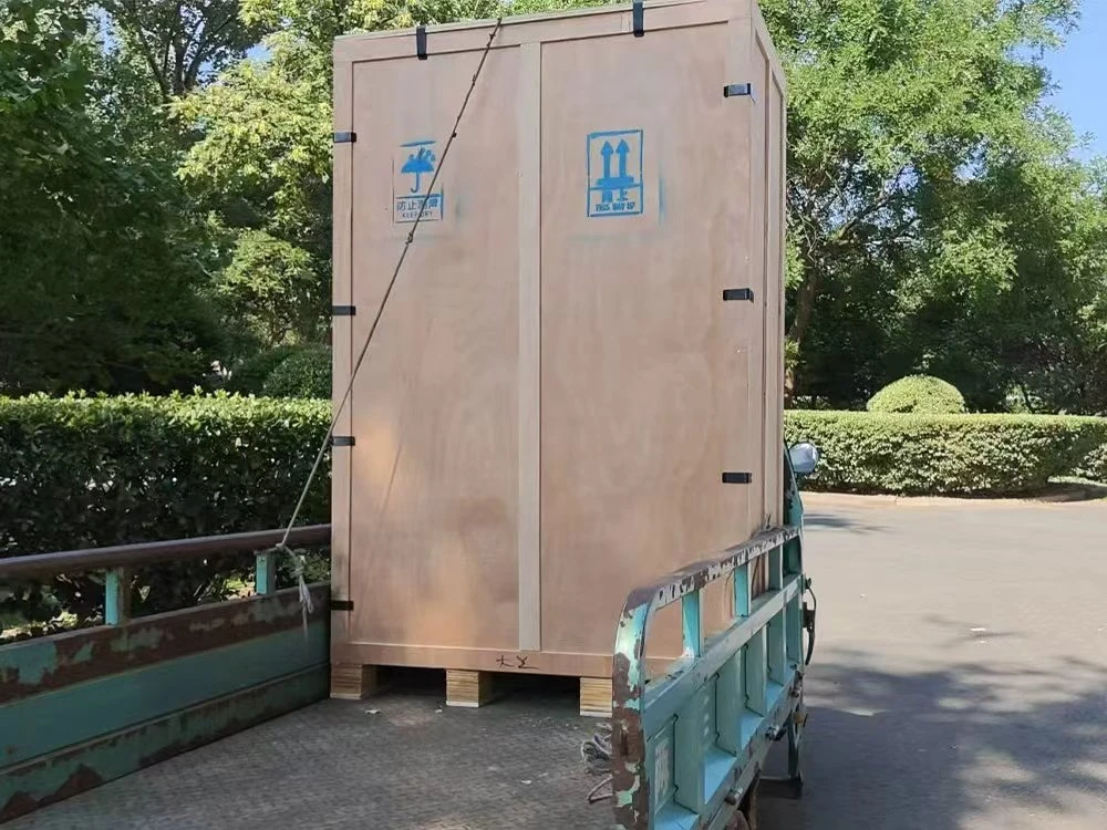 Hypochlorous acid generator shipped