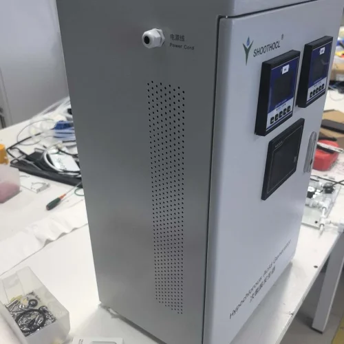 Hypochlorous acid generator