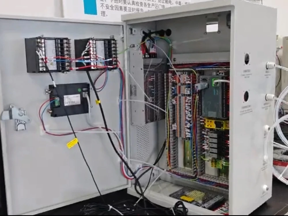 Hypochlorous acid generator system