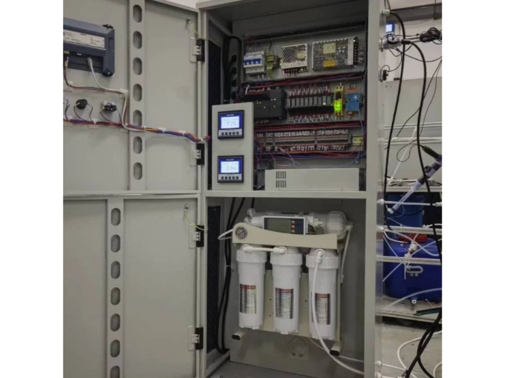 Hypochlorous acid generator system