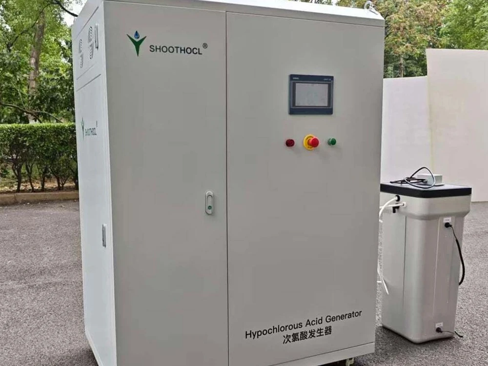 Hypochlorous acid generator