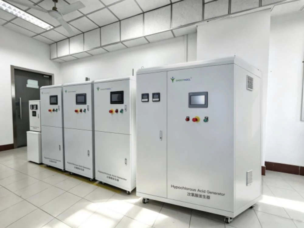 Hypochlorous acid generator