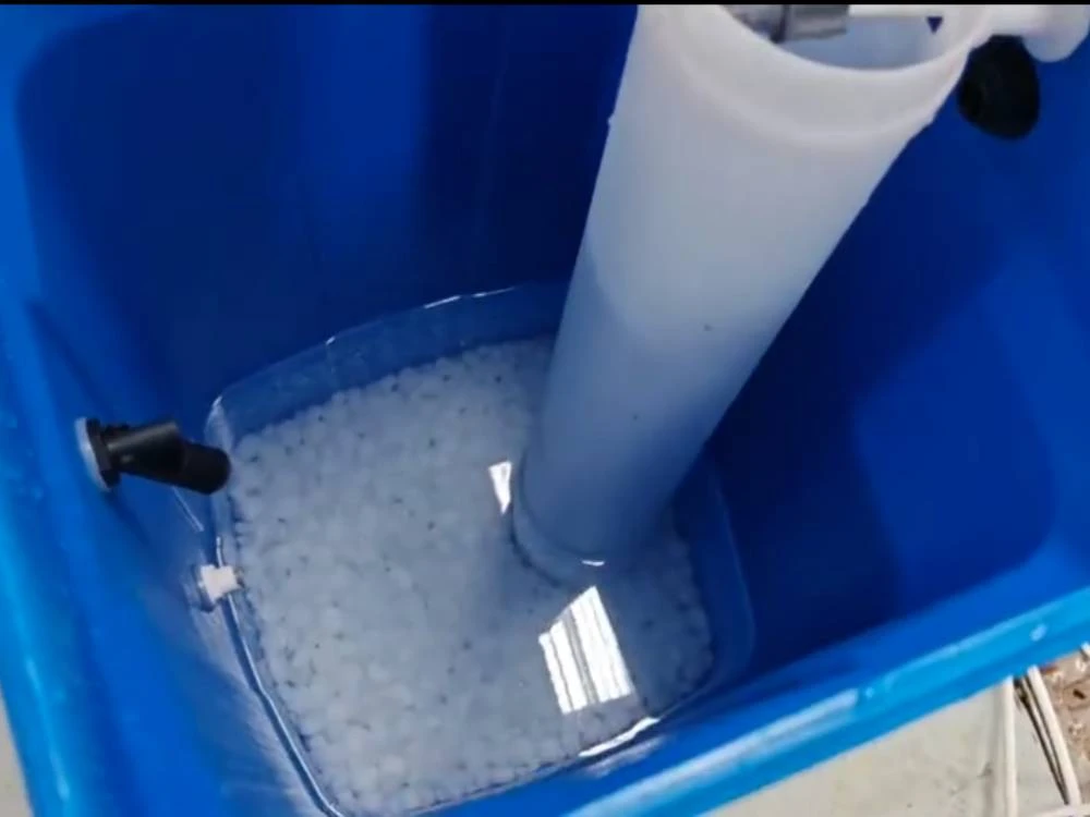 Hypochlorous acid generator brine barrel