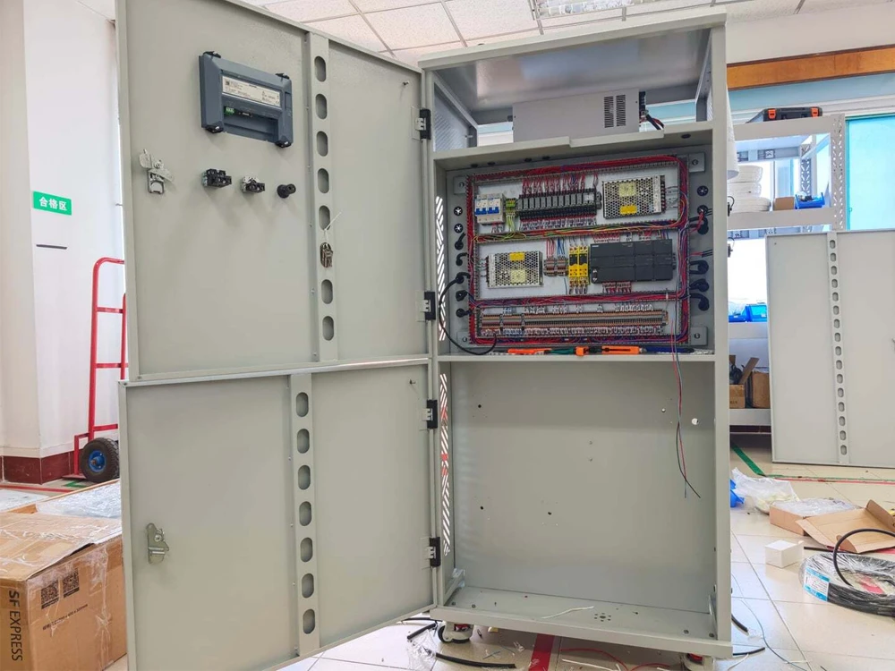 Hypochlorous acid generator system